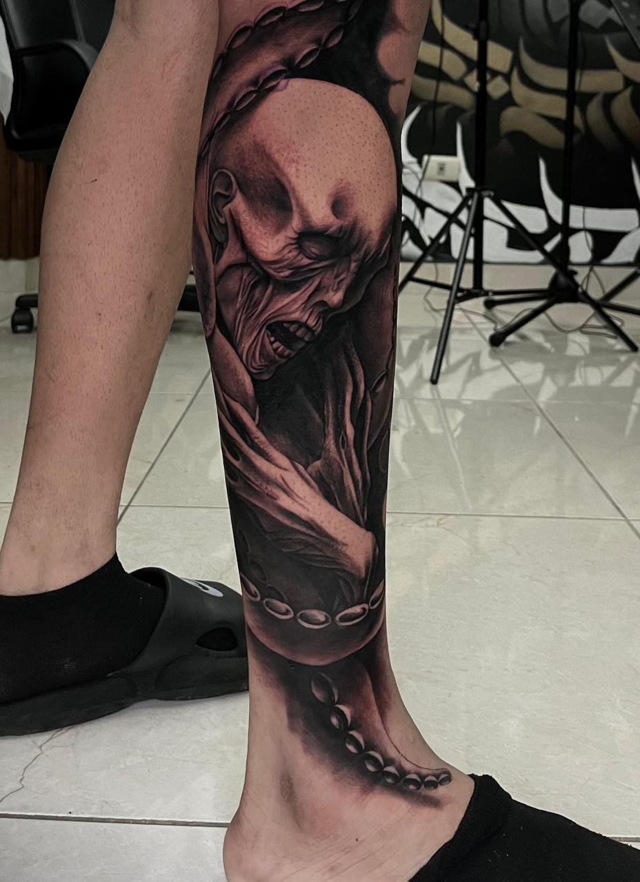 Figura oscura — 